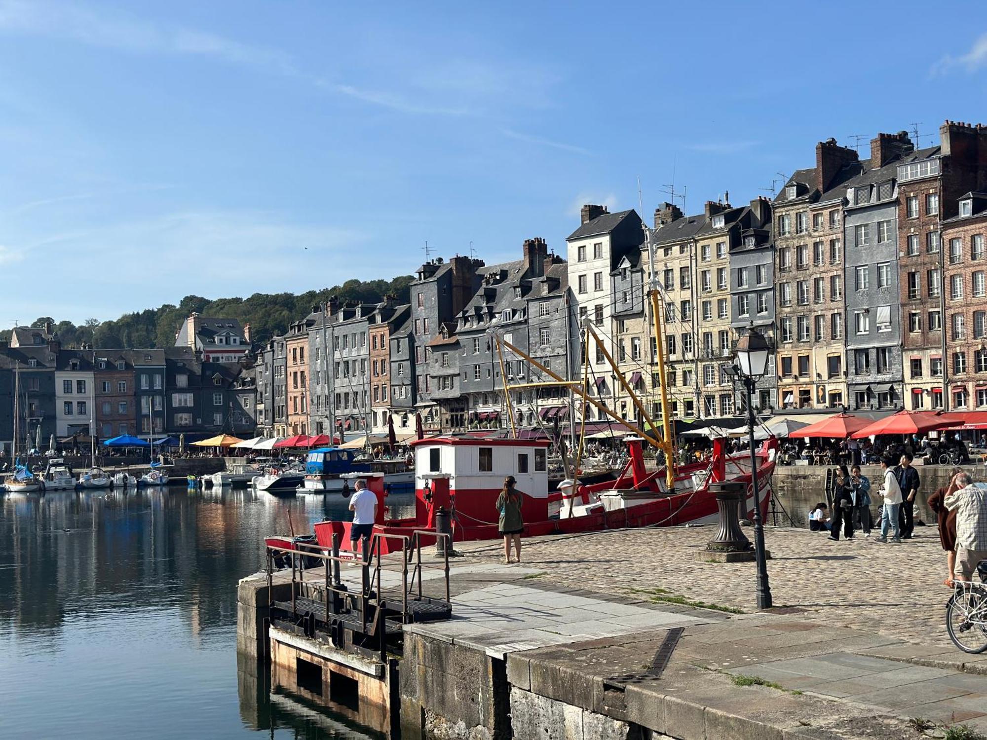 Nid D'Amour Sous Les Toits ! Honfleur Kültér fotó