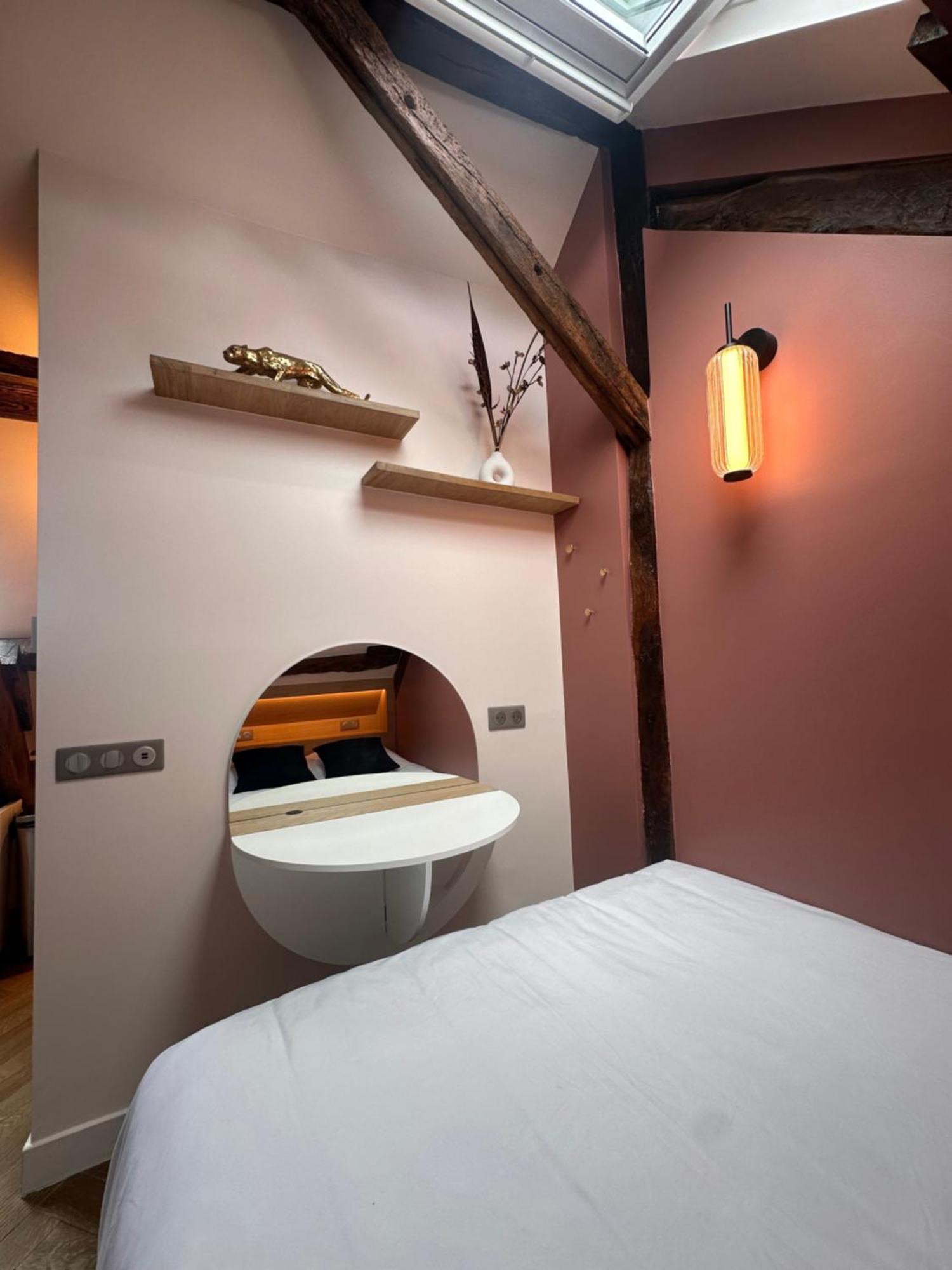 Nid D'Amour Sous Les Toits ! Honfleur Kültér fotó